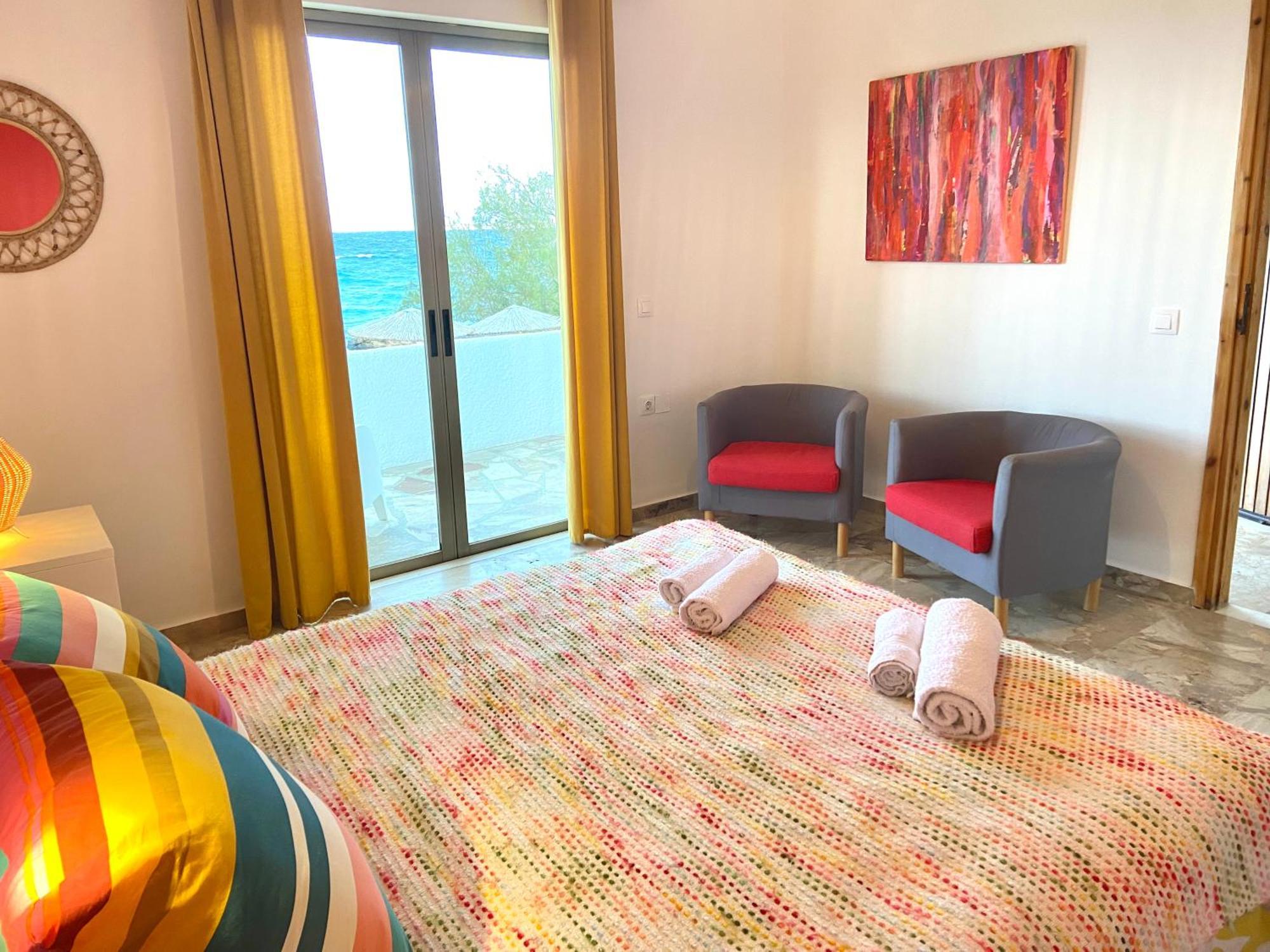 The Beachhouse Apartments Vagia  객실 사진